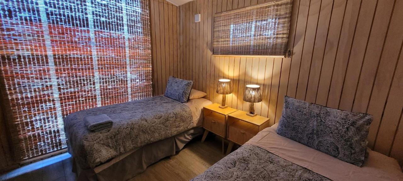 토레스 델 파이네 Cabana En Laguna Azul Patagonia Bagual 빌라 외부 사진